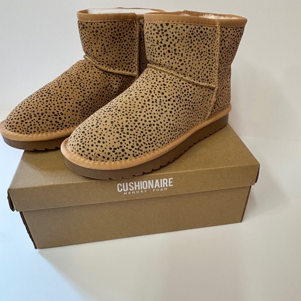 Cushionaire Hipster-GS Cheetah Print Ankle Boots Women 8.5 Memory Foam NEW